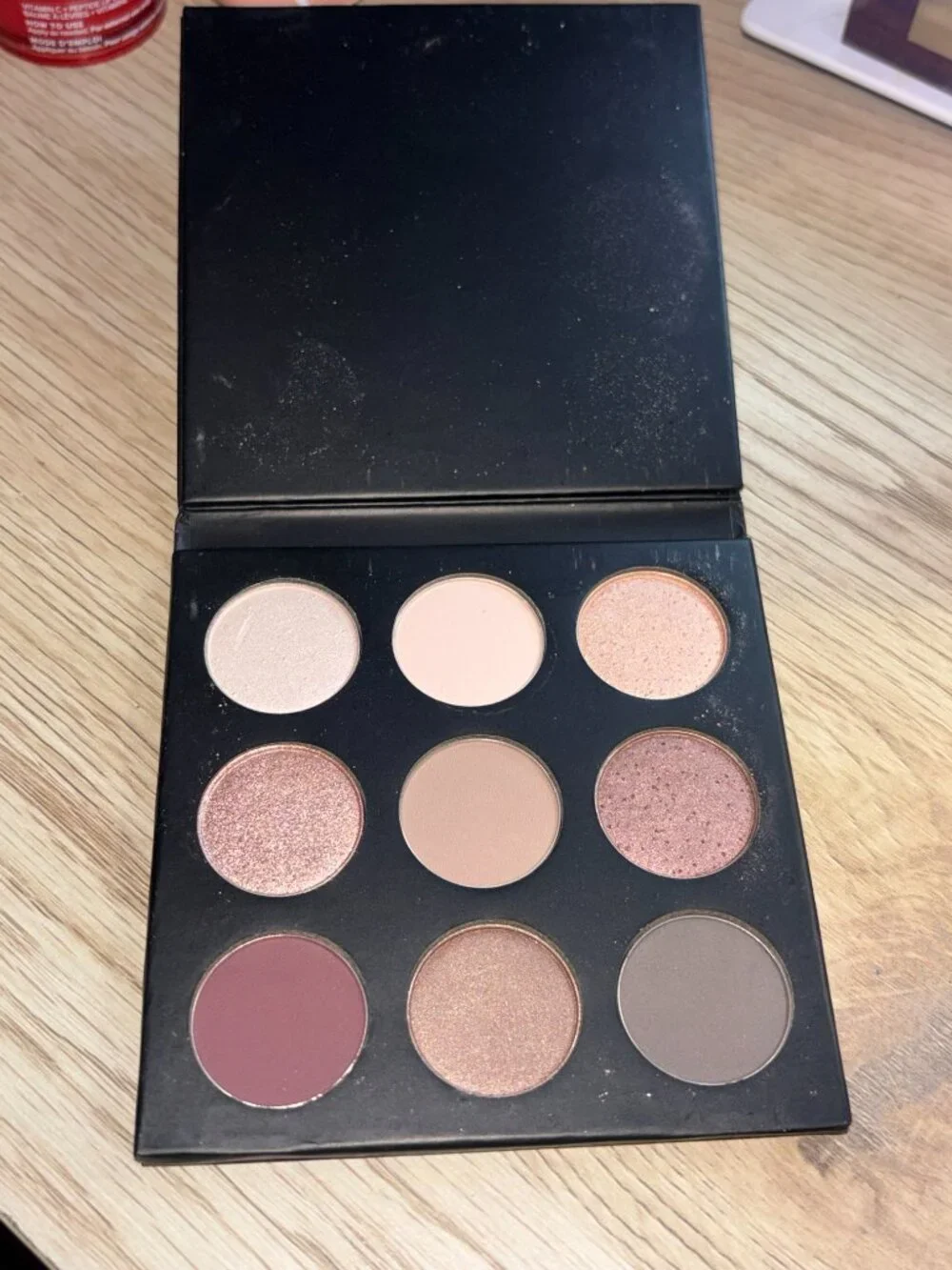 Studio Makeup On-The-Go Eyeshadow Palette